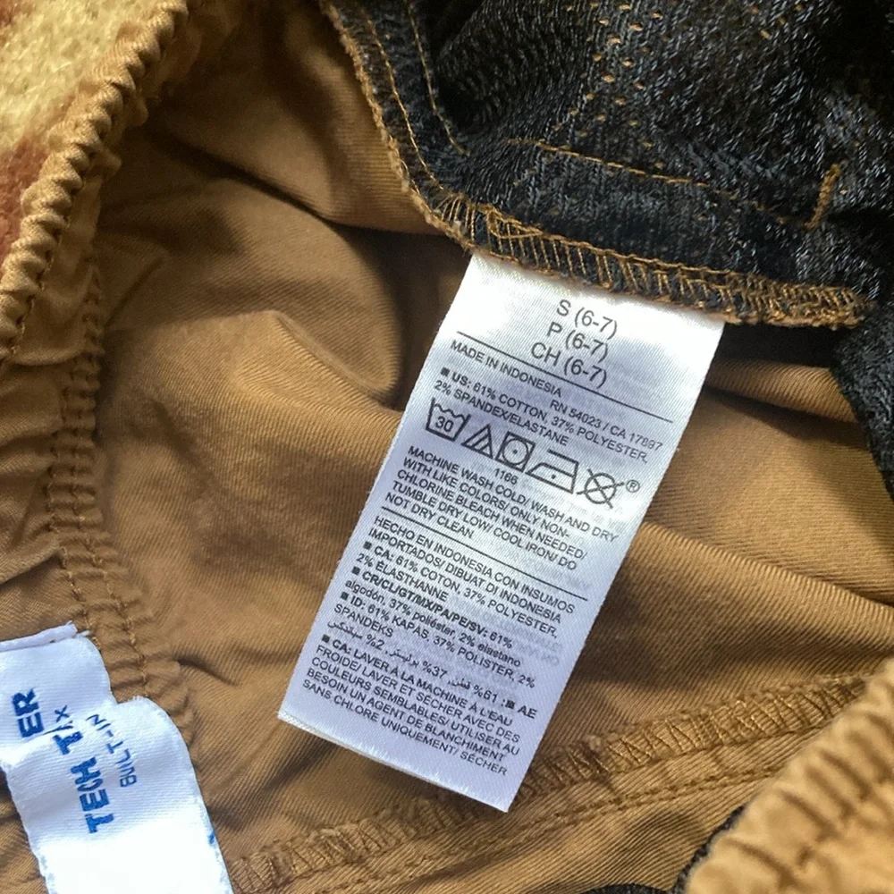 NWOT!! Old Navy Tech-Taper Built-in Flex Boys Pants.